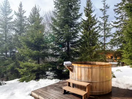 Chalet chaleureux avec cheminée et jacuzzi à Méribel - Photo 3