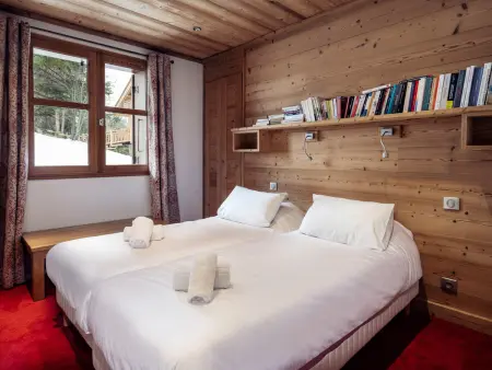 Chalet chaleureux avec cheminée et jacuzzi à Méribel - Photo 6