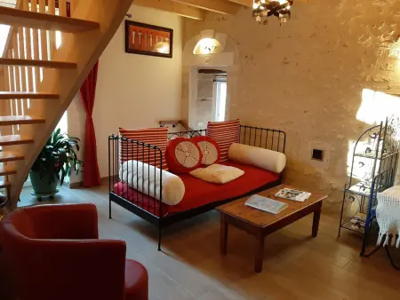 Gîte charentais avec cour privative, baby-équipement, télétravail, vélos, BBQ, animaux acceptés - Photo 3