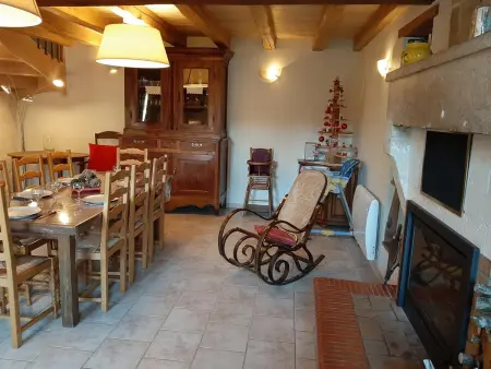 Gîte charentais avec cour privative, baby-équipement, télétravail, vélos, BBQ, animaux acceptés - Photo 6