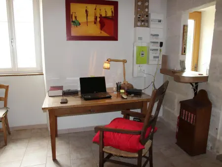 Gîte charentais avec cour privative, baby-équipement, télétravail, vélos, BBQ, animaux acceptés - Photo 8
