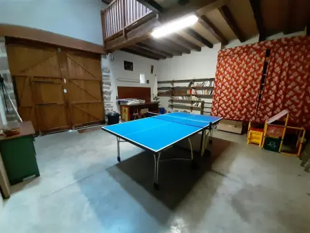 Gîte spacieux avec piscine privée et jardin, idéal pour familles avec animaux - Photo 17
