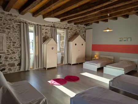 Gîte spacieux avec piscine privée et jardin, idéal pour familles avec animaux - Photo 22