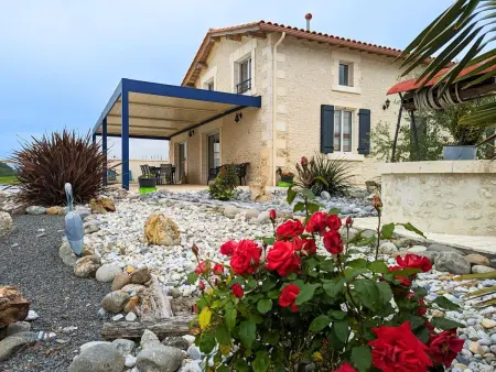 Gîte Charentais avec piscine, terrasse, et pêche - confort moderne et charme rural - Photo 33
