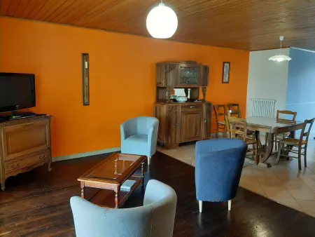 Gîte charentais rénové, vue vignobles, proche Angoulême - Photo 2