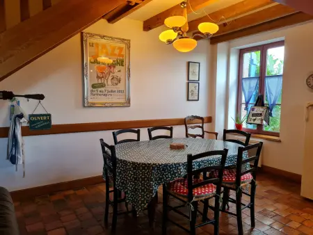 Charmant gîte rénové avec jardin, proche du Val de Loire et du Sancerrois, idéal pour familles - Photo 5