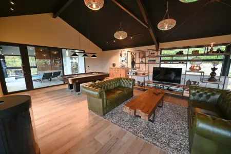 Ard' View, Maison de Luxe à Durbuy avec Vue & Piscine - Photo 13