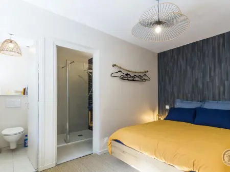Maison paisible avec jardin clos, proche plage, 3 chambres, poêle à bois, animaux acceptés - Photo 6