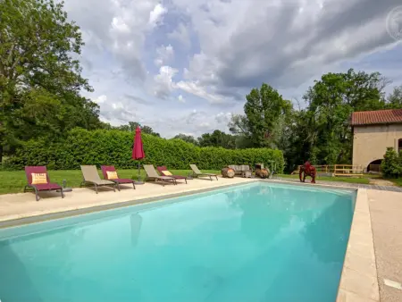 Gîte spacieux avec piscine et animaux acceptés pour 15 personnes - Photo 35