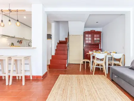 Triplex avec Terrasse à Costa da Caparica, à 5 min de la Plage - Photo 3
