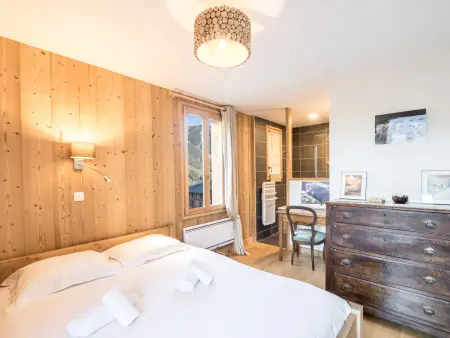Chalet charmant à Chamonix avec sauna et jardin, animaux admis - Photo 9