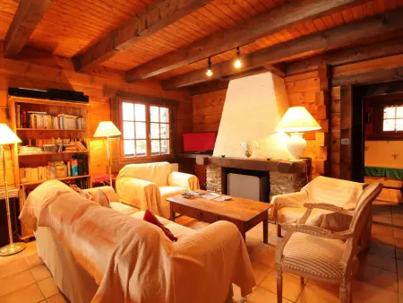 Chalet 4 chambres sur pistes débutants avec balcon et parking, à 350m des commerces - Photo 1