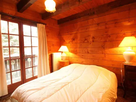Chalet 4 chambres sur pistes débutants avec balcon et parking, à 350m des commerces - Photo 6