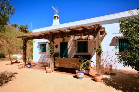 Villa Montes de Málaga, Villa à Malaga, piscine privée et vue mer - Photo 13