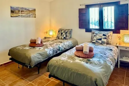 Villa Montes de Málaga, Villa à Malaga, piscine privée et vue mer - Photo 22