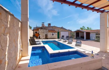 Maison 8 personnes à Sveti Filip i Jakov - Photo 1