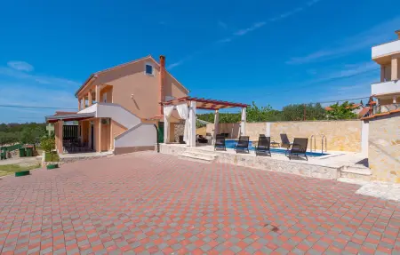 Maison 8 personnes à Sveti Filip i Jakov - Photo 11
