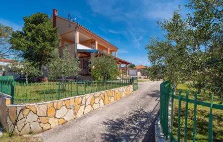 Maison 8 personnes à Sveti Filip i Jakov - Photo 16