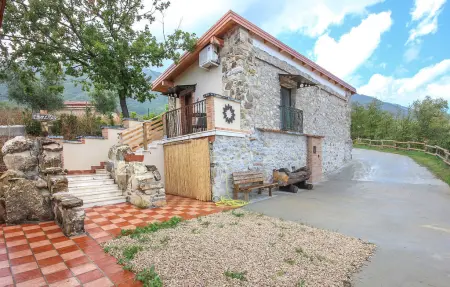 Holiday Home in Strada Cervara, Maison 15 personnes à Senerchia - Photo 13