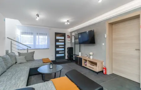 Maison 8 personnes à Plaski - Photo 4