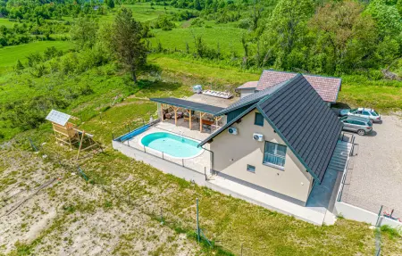 Maison 8 personnes à Plaski - Photo 16