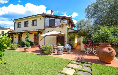 Maison 8 personnes à Camaiore - Photo 1