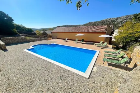 Villa Jadranka, Villa avec piscine près de la côte adriatique - Photo 2