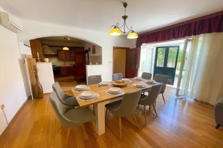 Villa Jadranka, Villa avec piscine près de la côte adriatique - Photo 14
