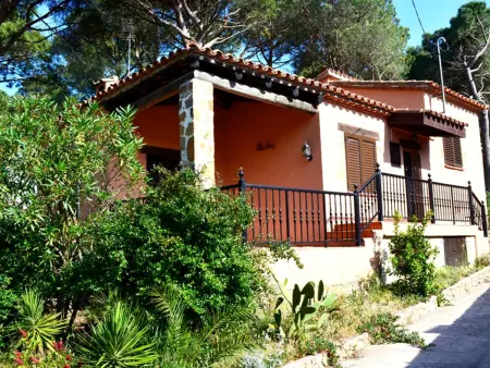 Charmante maison de vacances à Begur, à 5 minutes du centre et de la plage, Costa Brava - Photo 2