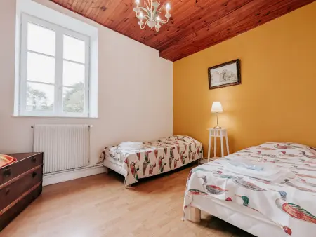 Maison calme avec grand jardin en Berry, proche Châteauroux - Photo 9