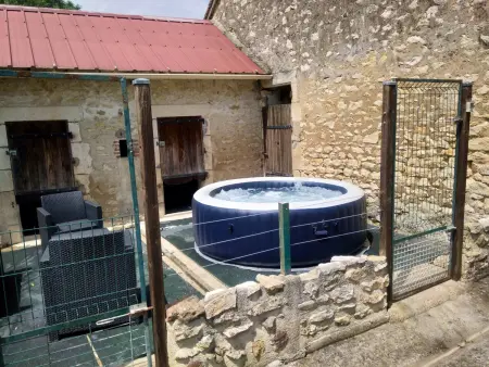 Maison calme avec grand jardin en Berry, proche Châteauroux - Photo 14