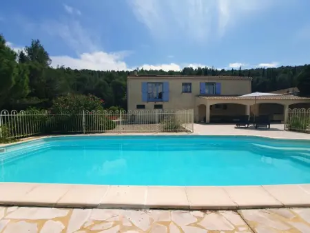 Le Rêve de Montbrun, Villa spacieuse avec piscine à Montbrun - Photo 8