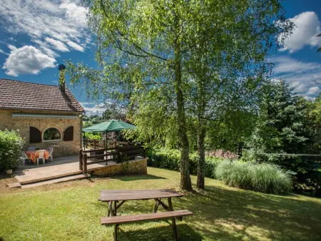 Gite Les Terrasses, Maison pour enfants avec grand jardin - Photo 4