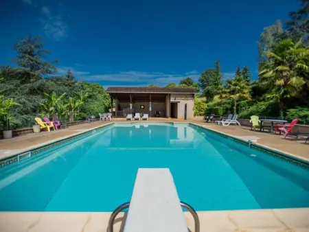Gite Les Terrasses, Maison pour enfants avec grand jardin - Photo 9