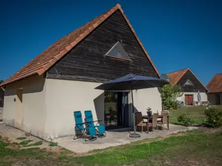 Le Lac Bleu nr 27, Maison dans un parc de vacances avec piscine - Photo 1