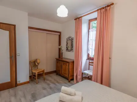 Gite Le Croix du Notaire, Maison pour enfants avec étang à poissons - Photo 19