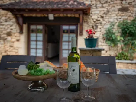 Le Tilleuil en Périgord, Maison adaptée aux enfants avec grand jardin - Photo 3