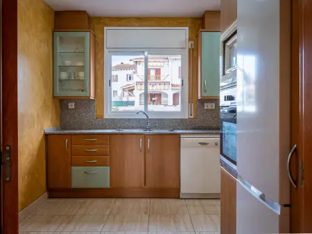 Maison à Creixell: Piscine privée, Parking, Terrasse, Climatisation, 8 personnes - Photo 10