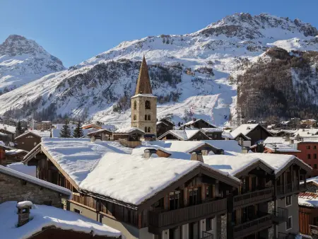 Chalet de luxe avec piscine et hammam à Val-d'Isère, 10 personnes à proximité du centre-ville - Photo 24