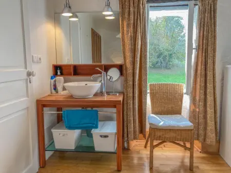 Maison Sauveterre, Maison avec piscine dans un endroit privilégié - Photo 18