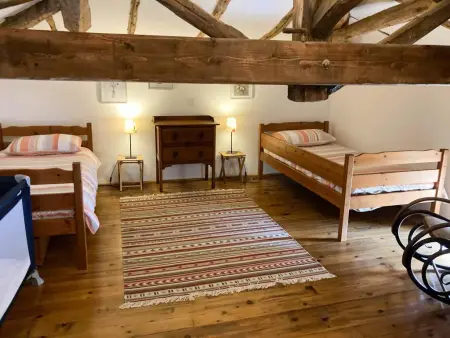 Maison Sauveterre, Maison avec piscine dans un endroit privilégié - Photo 24