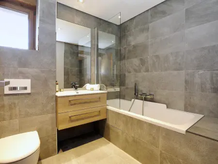 Chalet d'Exception au Cœur de Courchevel Le Praz avec Sauna - Photo 8