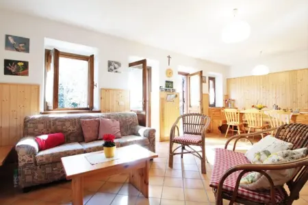 Baita Silana, Maison de vacances caractéristique à Pieve Tesino avec jardin - Photo 1