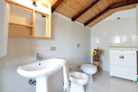 Baita Silana, Maison de vacances caractéristique à Pieve Tesino avec jardin - Photo 5