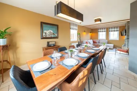 Charmante habitation à Lierneux pour 10 adultes avec Bains à remous, Maison de vacances א Lierneux avec bain moussant - Photo 11