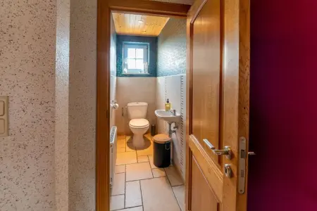 Charmante habitation à Lierneux pour 10 adultes avec Bains à remous, Maison de vacances א Lierneux avec bain moussant - Photo 30