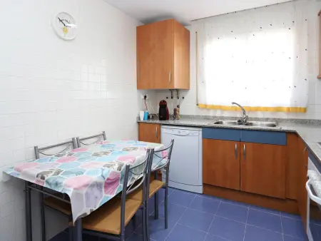 Maison 2 étages avec climatisation et terrasse, Maison 6 personnes à Creixell - Photo 14