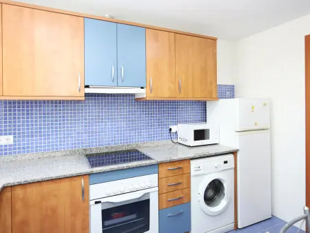 Maison 2 étages avec climatisation et terrasse, Maison 6 personnes à Creixell - Photo 15