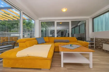 Villa Barbara, Maison de vacances avec piscine à Klenovica - Photo 10