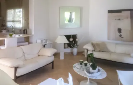 Maison 6 personnes à Lambesc - Photo 3